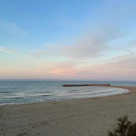 Apartment Plage, 1ere Ligne, Balcon Sur La Carnon-Plage