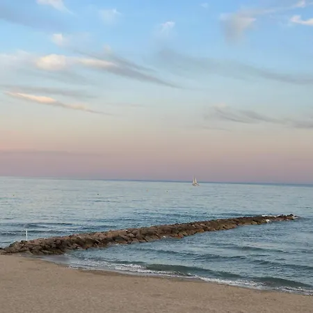 Apartment Plage, 1ere Ligne, Balcon Sur La Carnon-Plage