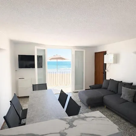 Apartamento Plage, 1ere Ligne, Balcon Sur La Carnon-Plage